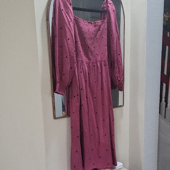 Daniel Rainn Mauve Long Sleeve Dress with Black Velvet-like hearts. - Picture 11 of 11